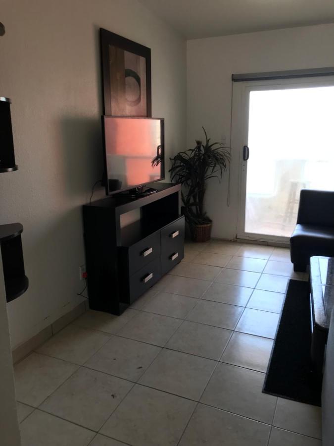 Ocean Front Apartment. San Antonio del Mar Ngoại thất bức ảnh